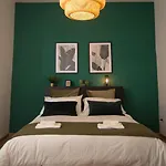 Cozy نابولي